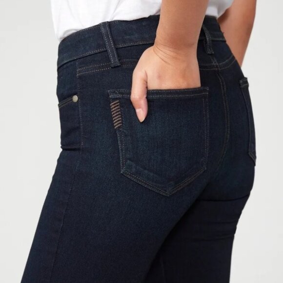 EUC Women's PAIGE "SKYLINE SKINNY" Mid-Rise Stretch Jeans In "CORINNA" | Size 30 - Picture 4 of 12